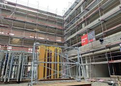 Richtfest Fuer Neuen Uni Campus In Jena Gefeiert 006