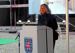 Richtfest Fuer Neuen Uni Campus In Jena Gefeiert 009