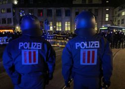 Demos In Jena Fuer Und Gegen Corona Politik 31012022 0018