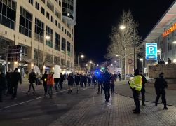 Spaziergaenger In Jena 07032022 0010