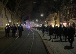 Spaziergaenger In Jena 07032022 0012