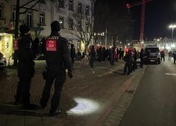 Spaziergaenger In Jena 07032022 006