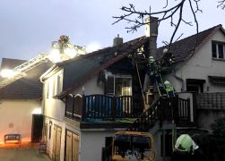 Feueralarm In Jena Dachstuhl In Flammen JN4