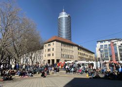 Gegen Putins Krieg Jugendlicher Protest In Jena 00011