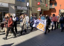 Gegen Putins Krieg Jugendlicher Protest In Jena 00012
