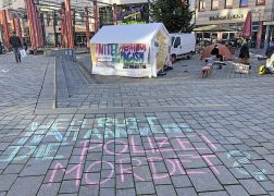 Gegen Rassismus Mahnwache Am Jenaer Holzmarkt 0003