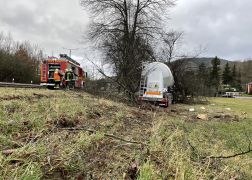 Schwerer LKW Unfall 10012022 00009