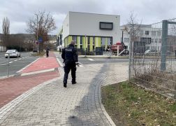 Schock In Jena Lkw Kracht In Schulhof 02022022 0022