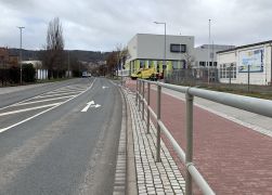 Schock In Jena Lkw Kracht In Schulhof 02022022 003