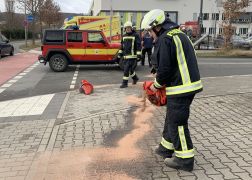 Schock In Jena Lkw Kracht In Schulhof 02022022 006