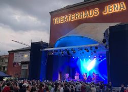 Ayom Begeisterte In Jena 00030