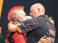 Darts Stars Begeistern Wieder Tausende In Jena 00004