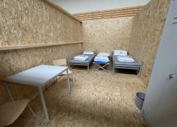 Erstunterkunft In Jena Ein Leben Zwischen Holzplatten 09