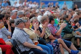 Jena Lachte Mit Katzenklo Saenger Helge Schneider 00016