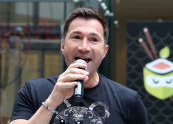 Lucas Cordalis Begeisterte Schlagerfans In Jena 0000