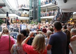 Lucas Cordalis Begeisterte Schlagerfans In Jena 00024