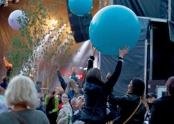 Jenoptik Tausende Bei Geburtstags Party In Jena 00045