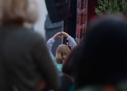 Jenoptik Tausende Bei Geburtstags Party In Jena 00046