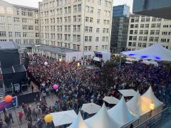 Jenoptik Tausende Bei Geburtstags Party In Jena 00072