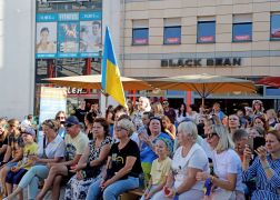 Ukrainer In Jena Feiern Unabhaengigkeitstag 00040