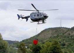Waldbrand In Jena Feuerwehr Uebt Mit Helikopter Den Ernstfall 32