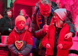 37 Jaehrige Gewinnt Auto Bei Tombola In Jena 06