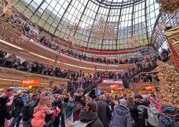 Eiskoenigin Zu Besuch In Jena 28