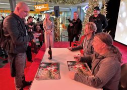 Bloedel Duo Elsterglanz Lockte Hunderte Fans In Jena 08