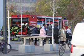 Giftalarm Rettungskraefte Lassen Schule In Jena Evakuieren 10