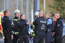 Giftalarm Rettungskraefte Lassen Schule In Jena Evakuieren 17