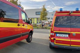 Giftalarm Rettungskraefte Lassen Schule In Jena Evakuieren 30