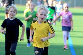 Heine Schule Jena 200 Schueler Beim UNICEF Benefiz Lauf 03