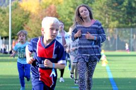 Heine Schule Jena 200 Schueler Beim UNICEF Benefiz Lauf 04