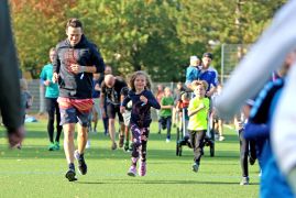 Heine Schule Jena 200 Schueler Beim UNICEF Benefiz Lauf 05