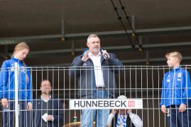 Richtfest Im Neuen Stadion In Jena Gefeiert 08