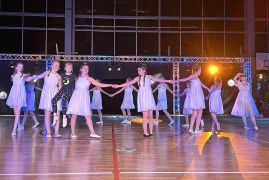 Taenzerische Weihnachtsrevue Begeisterte In Jena 37