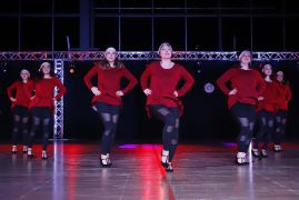 Taenzerische Weihnachtsrevue Begeisterte In Jena 56