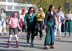 Hunderte Bei Roller Disco In Jena 06
