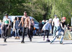 Hunderte Bei Roller Disco In Jena 16
