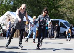 Hunderte Bei Roller Disco In Jena 17