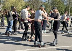Hunderte Bei Roller Disco In Jena 38