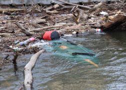 Kanu Gekentert Unglueck Bei SaalePutz In Jena 02