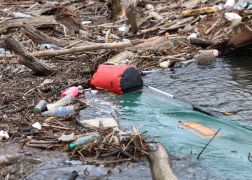 Kanu Gekentert Unglueck Bei SaalePutz In Jena 07