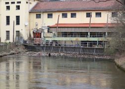 Kanu Gekentert Unglueck Bei SaalePutz In Jena 09
