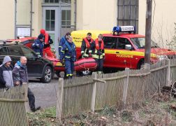 Kanu Gekentert Unglueck Bei SaalePutz In Jena 11