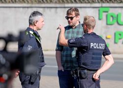 Klima Kleber Blockieren Kreuzung In Jena 07