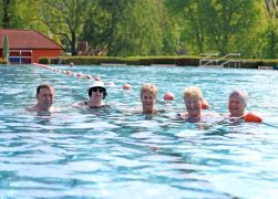 Ostbad In Jena Sonnenschein Zur Saison Eroeffnung 15