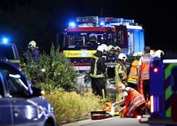 Pizza Auto Ueberschlaegt Sich In Jena 03