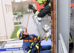 Technisches Hilfswerk Trainierte In Jena Fuer Den Ernstfall 15