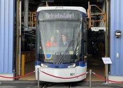 Werkstatt Eingeweiht Bereit Fuer Die Lichtbahn In Jena 07